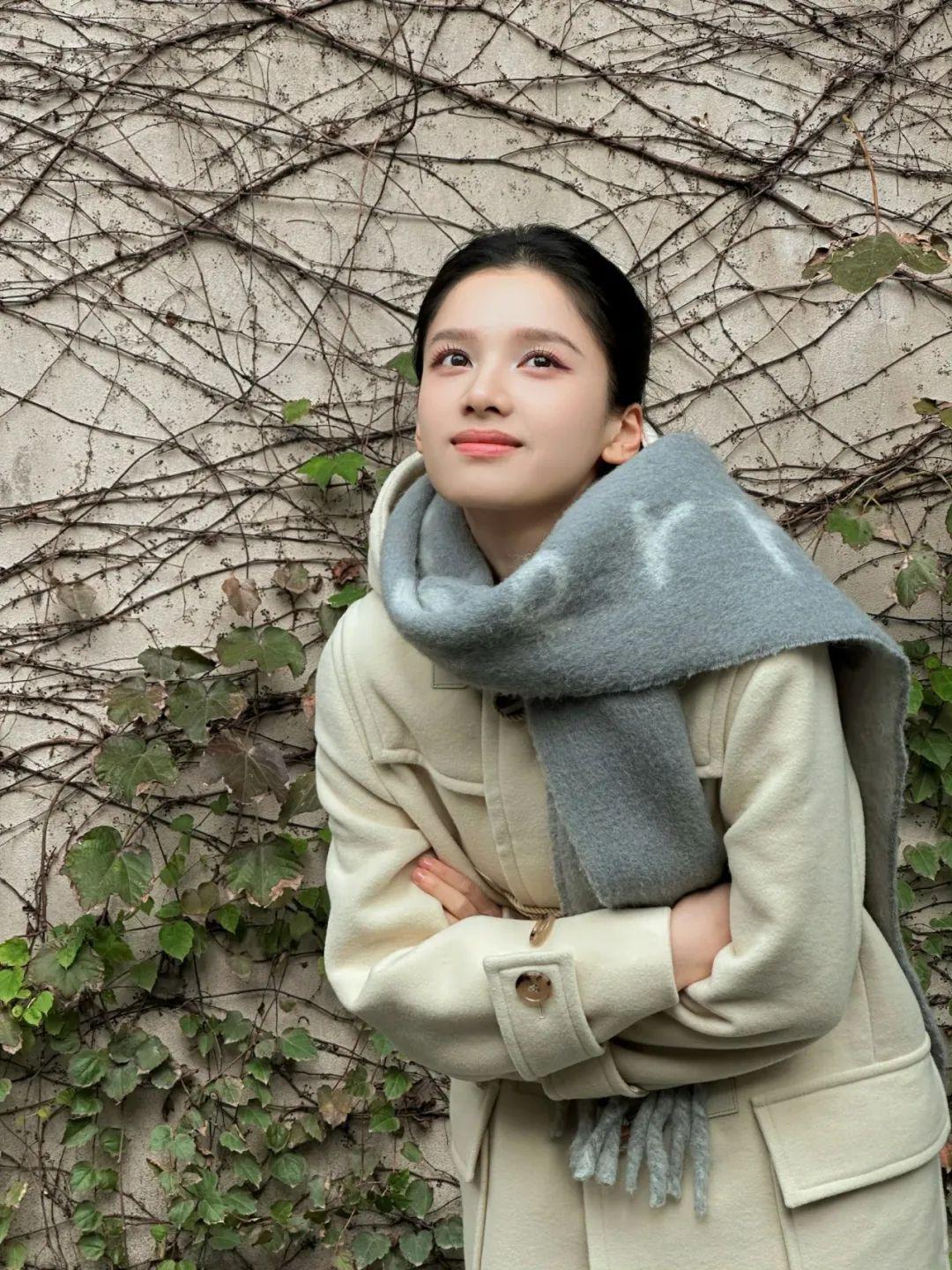 張婧儀、趙露思也難逃過氣穿搭？