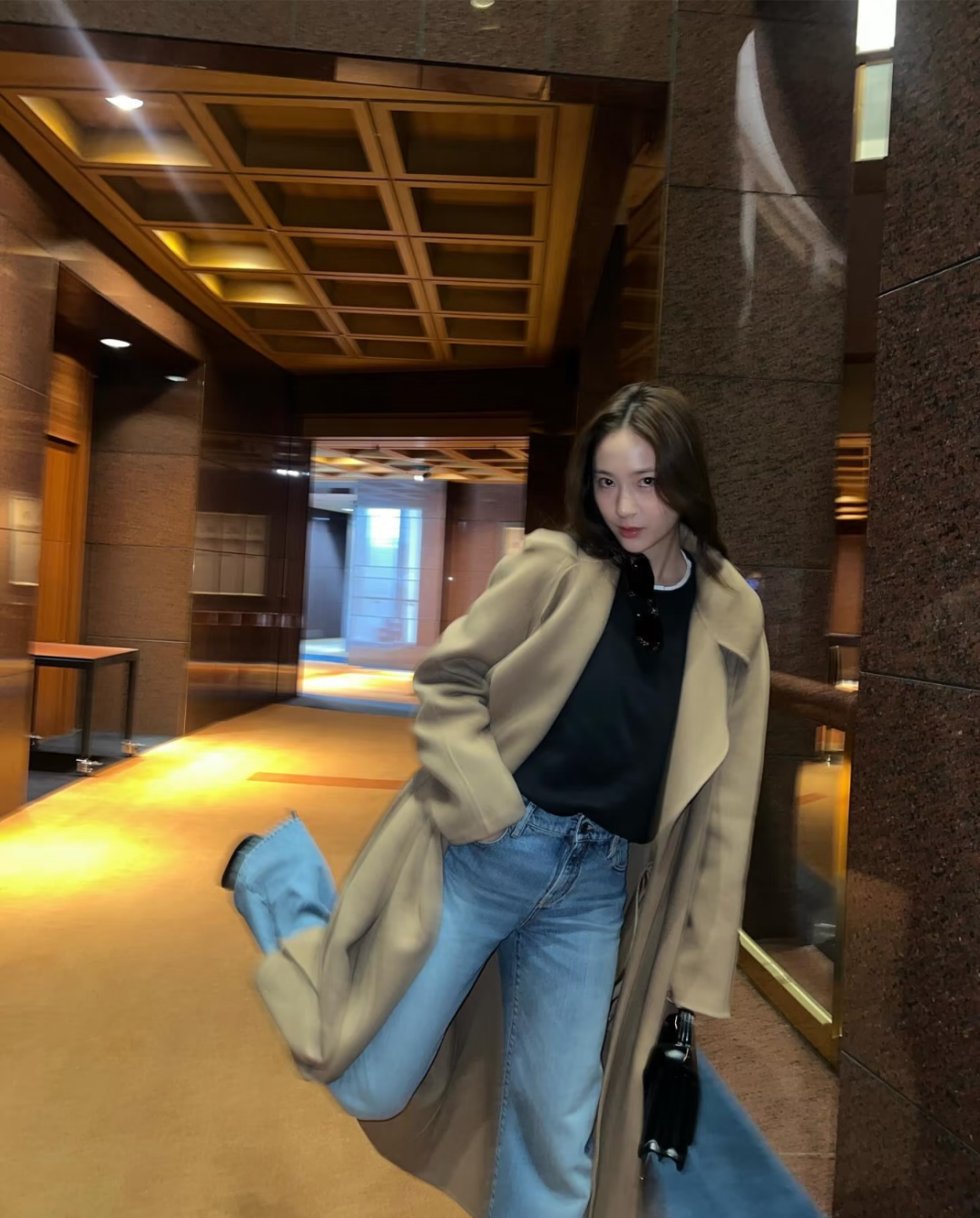 當“時髦小姨”的風吹進女明星的衣櫥…